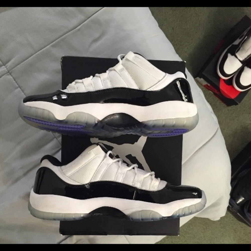 Retro Jordan 11 Lows